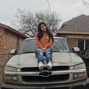 Meet your Posher, Araceli